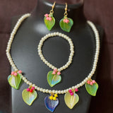 Pearl -leaf charms necklace set