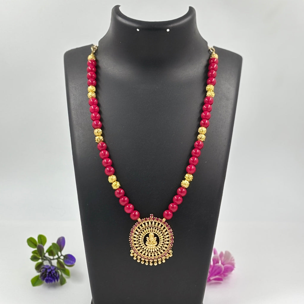 Lakshmi Pendant red Beaded Necklace