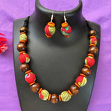 Red green wooden Beaded Fabric Necklace set