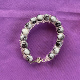 Creamy white -grey beaded bracelet