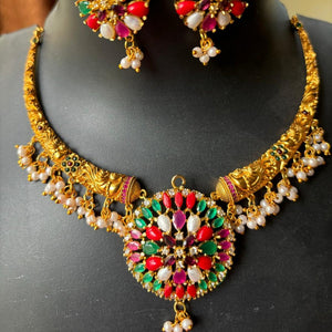 Hasli necklace with ruby pendent