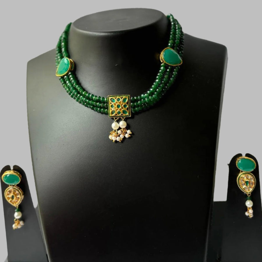 Green crystal Chocker necklace