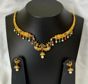 Hasli necklace with ad stone pendent