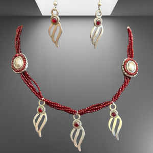 Hydro bead with metal hangings