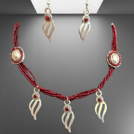 Hydro bead with metal hangings