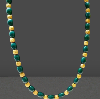 Green jade and gold ball bead necklace
