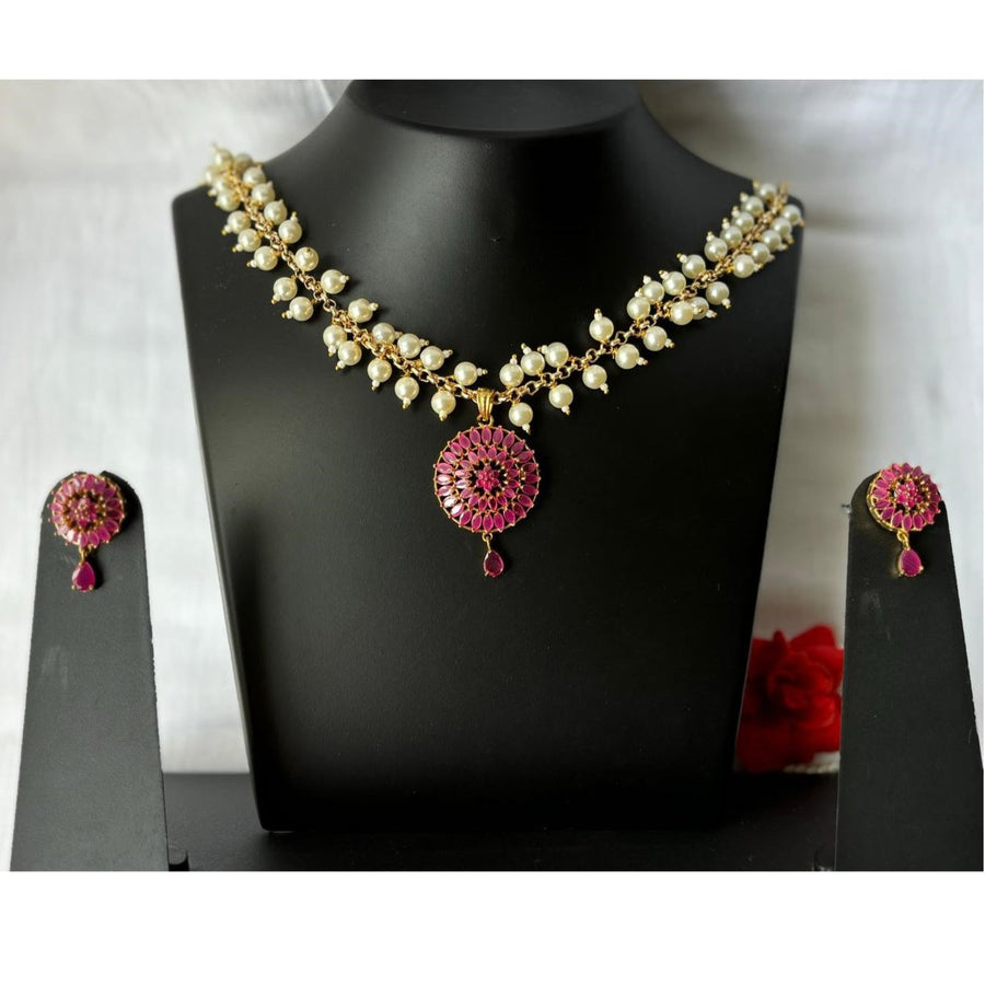 Pearl wtih ruby pendent necklace